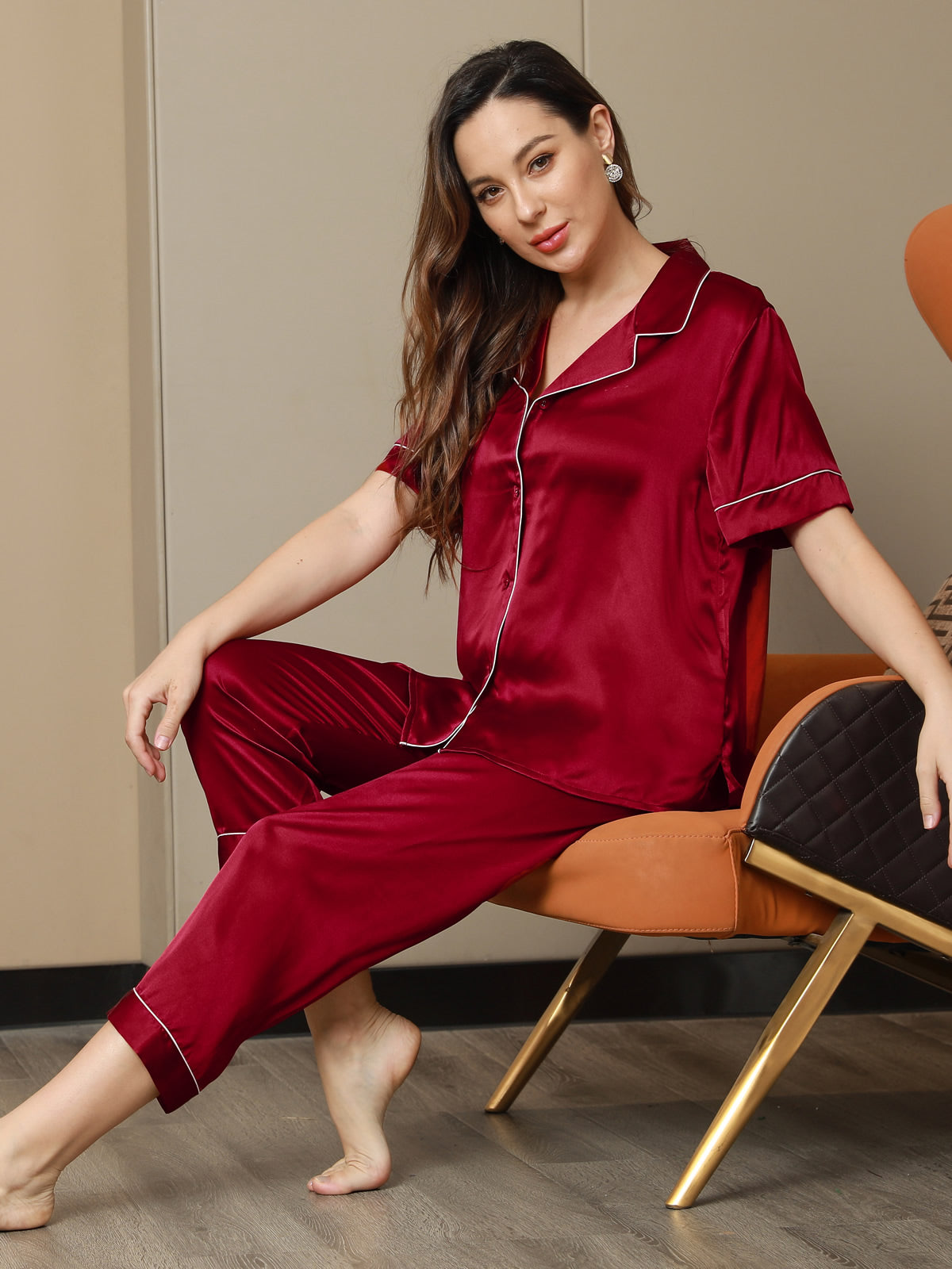 Luxurious 100% Mulberry Silk Women's Short Sleeve Pajama Set with Lapel Collar